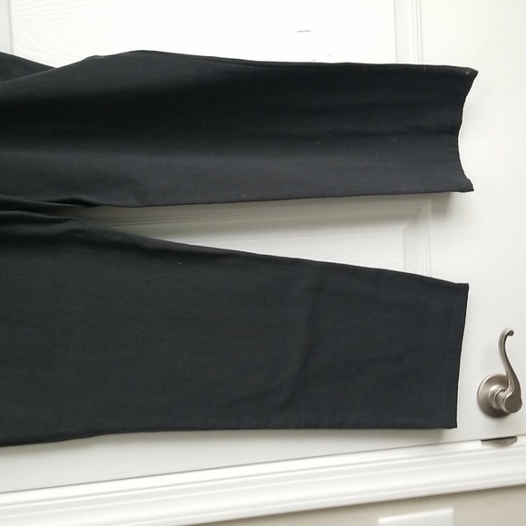 Lee Relaxed Fit Mid Rise Straight Fit Pants - Picture 2 of 15